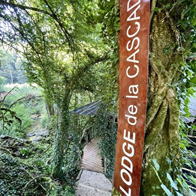 Lodge Insolite de la Cascade du Moulin de Cramans