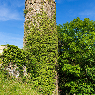 Chapelle Saint-Garadoz et Tour de l'Aubépin