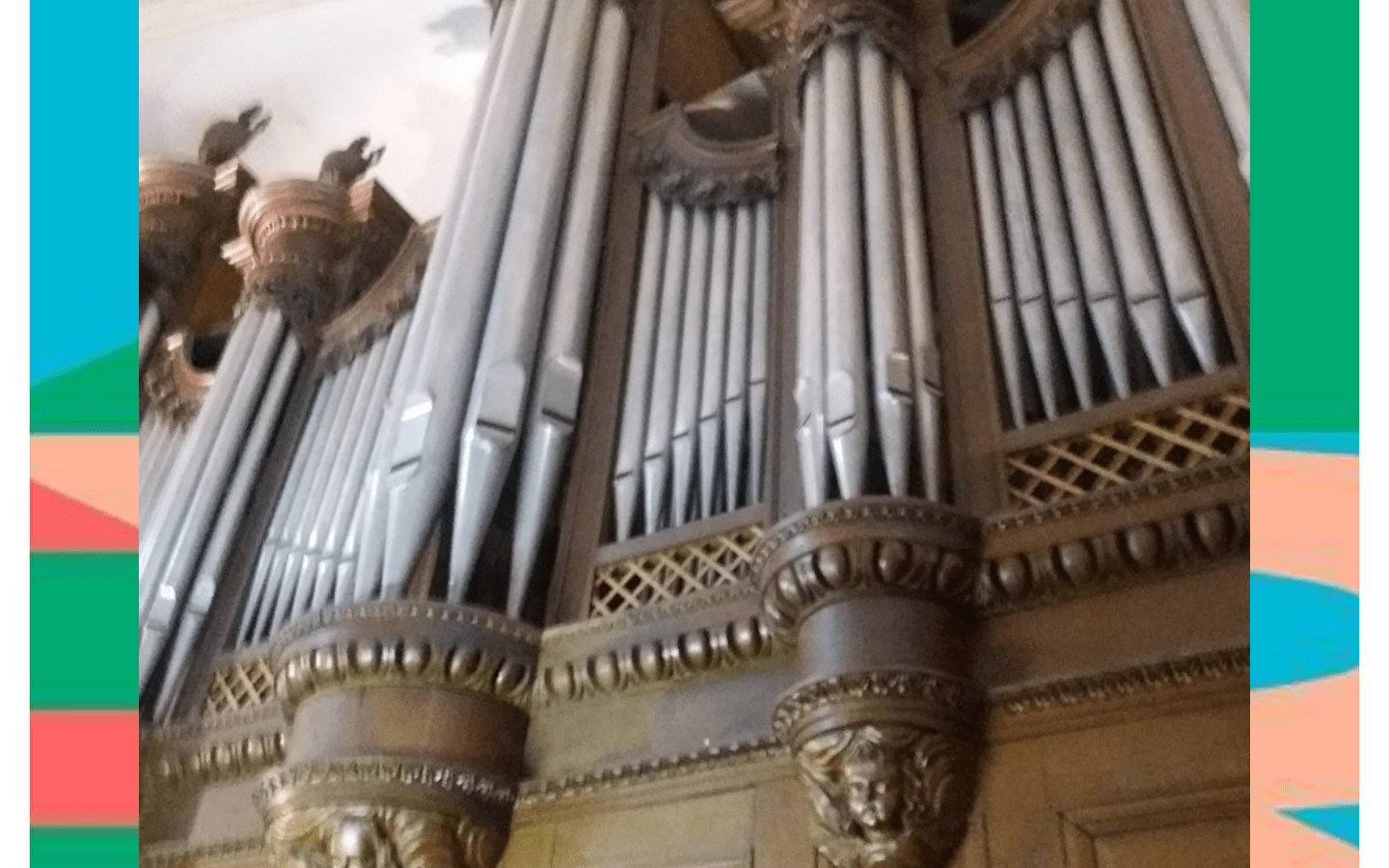 Journées Européennes du Patrimoine : montée à la tribune de l'orgue de l'église Saint-Martin.