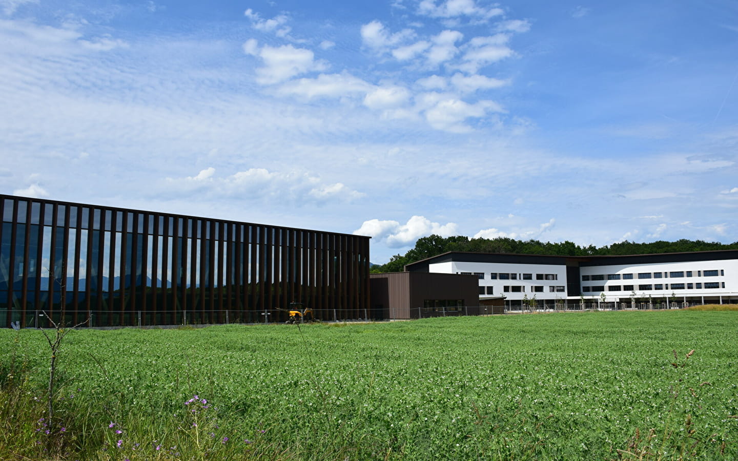 Inauguration du gymnase chez Charbonnières