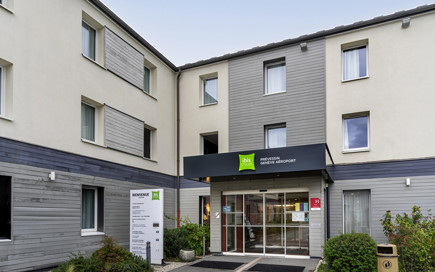 Ibis styles Prévessin Genève Aéroport