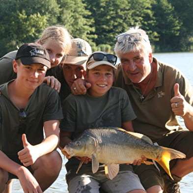 Domaine de pêche à l'étang de la Grange du Pin