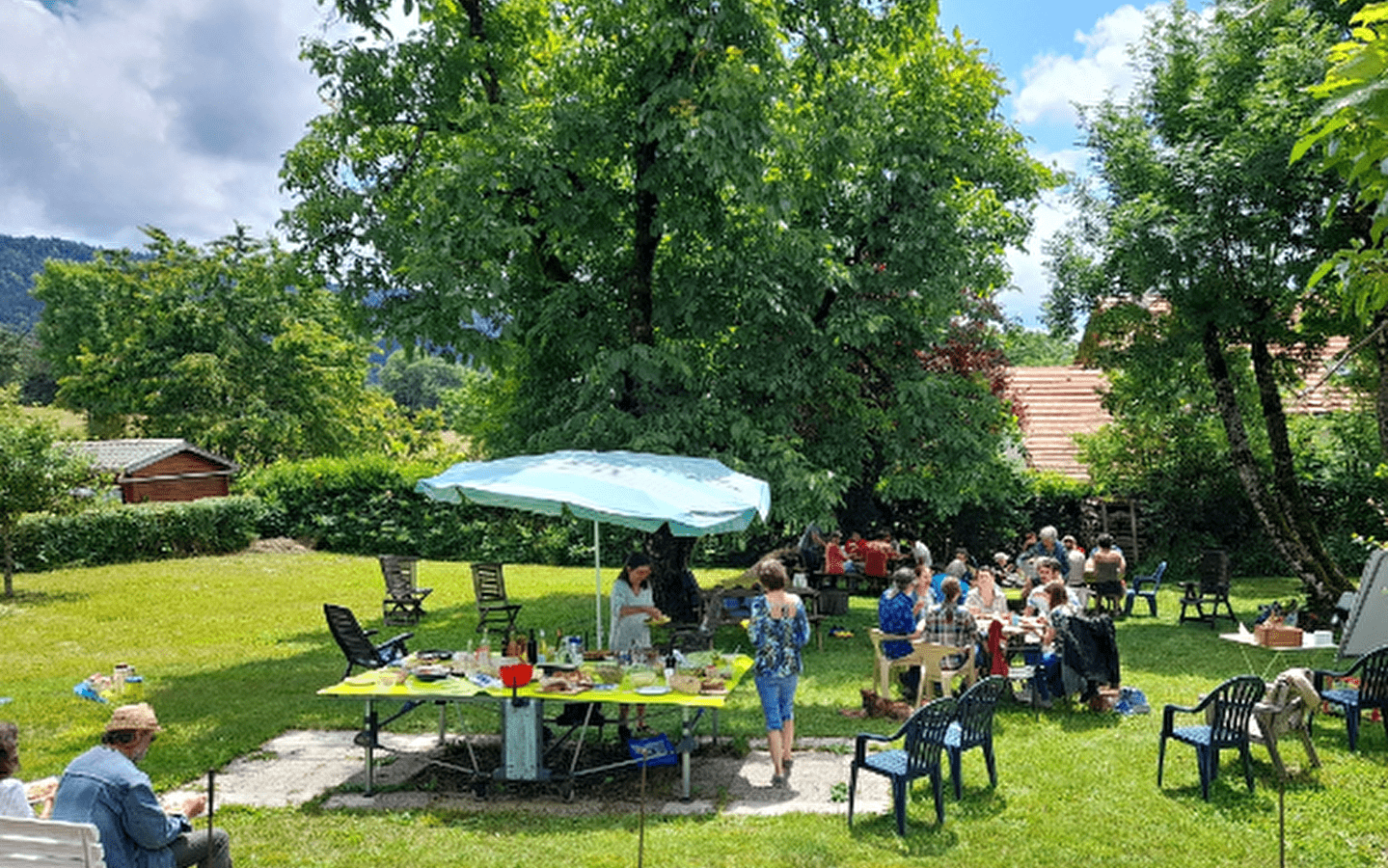 Repas partagé à la Fourmi Verte