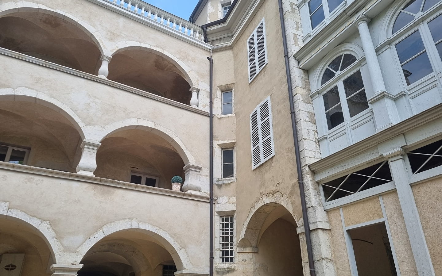 Épicuriennes de Belley : visite guidée 'Sur les pas de Brillat-Savarin'